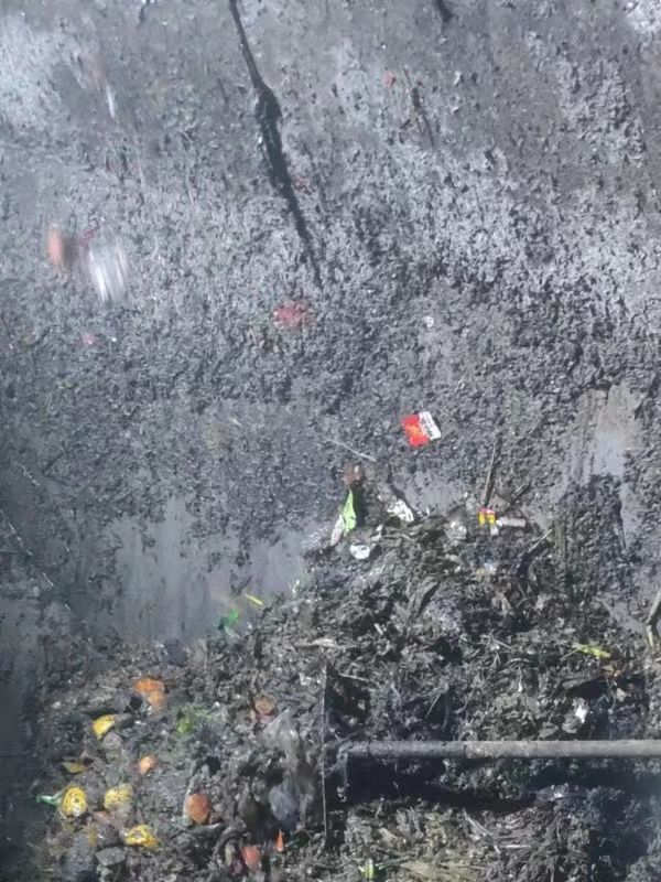 蒙山污水池清理
